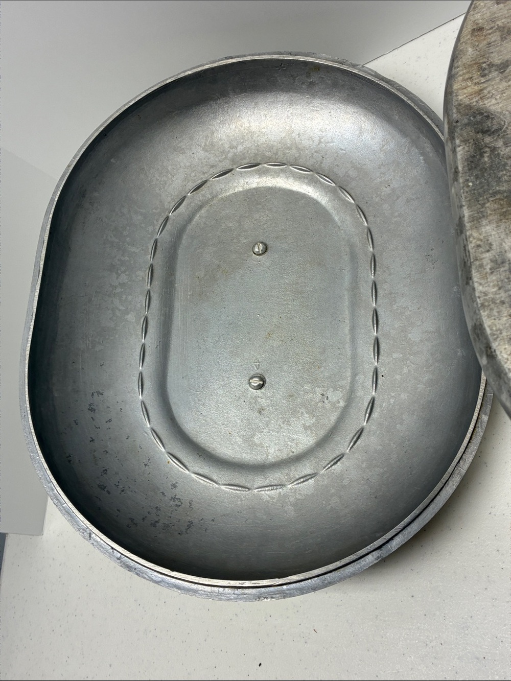 Vintage Heavy Duty Aluminum Roaster w Lid Large Oval Roasting Pan Retro Cookware - Picture 6 of 7